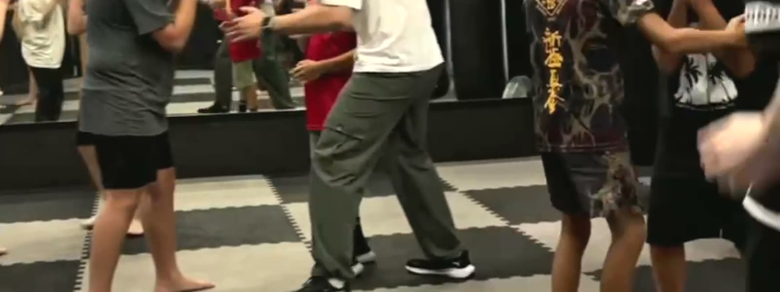 Кикбоксинг для детей