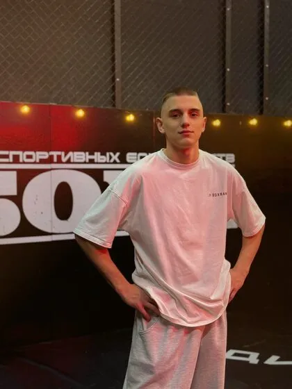 Юрий Шаронов